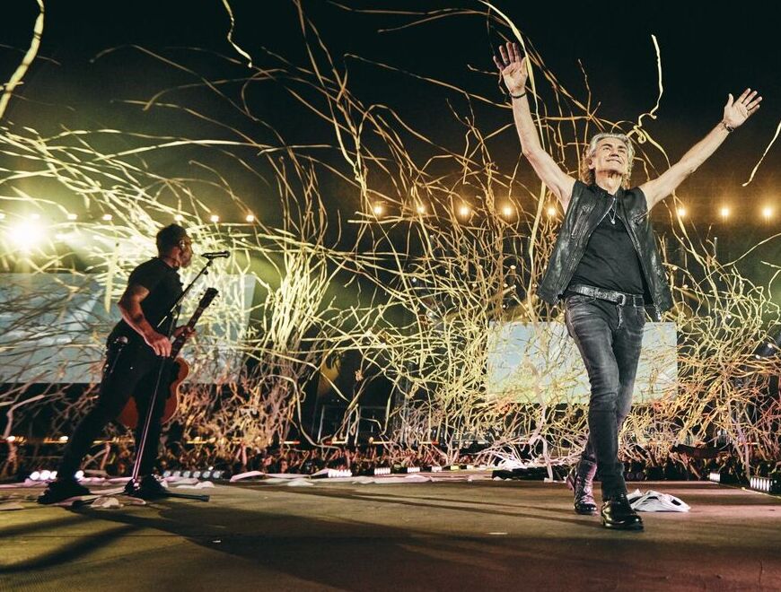cover LUCIANO LIGABUE - 30 ANNI IN UN GIORNO